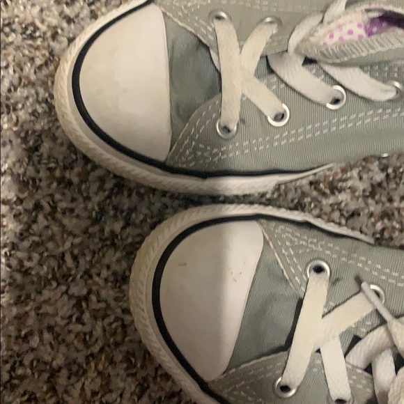 Converse Size 2 US - Picture 3 of 4